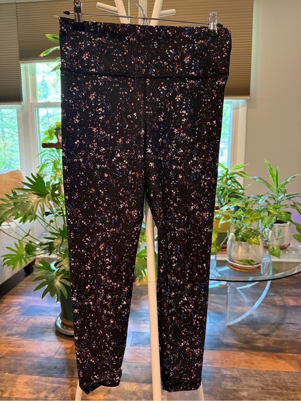 Gap Blackout Technology Women's Black Floral Print Active Leggings